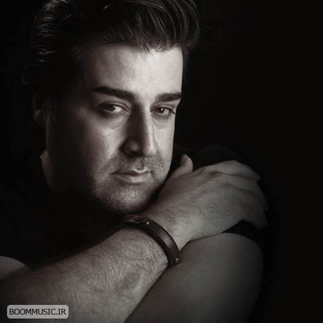 نگاهم می‌کنی
