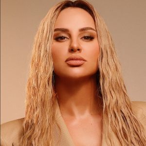 ANNA ASTI