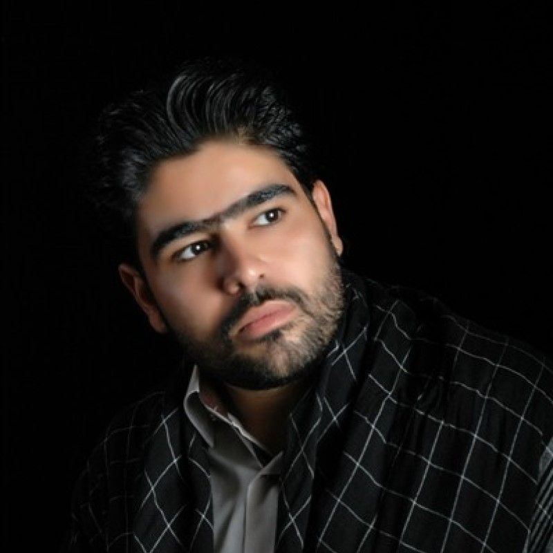 می بارم سخنی دارم
