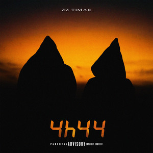 4h44