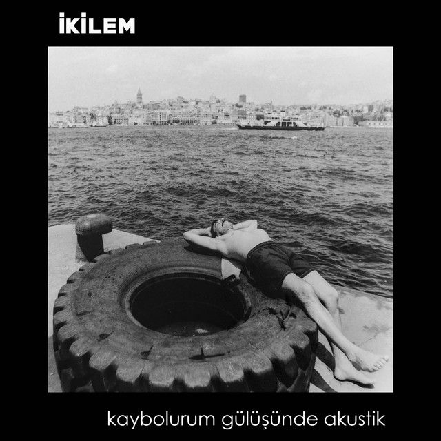 Kaybolurum Gülüşünde - Akustik