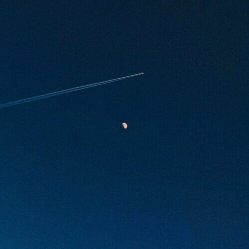 contrails