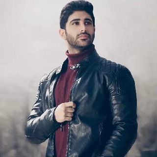عاشق کم‌کم